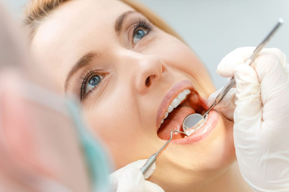 benefits-of-having-a-regular-dental-check-up-1200x800.jpeg